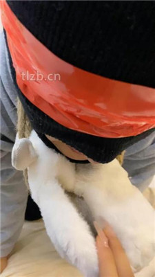 图片[19]_【可儿女王】鞋绑脸气味控制/捆绑虐打/重度踢踹_绳艺库视频下载