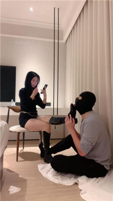 图片[13]_【曼伊】长靴踢踹/狂抽耳光/物化痰盂_绳艺库视频下载