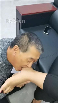 图片[16]_【冷御女王】重赏赐贱奴舔鞋底舔脚/浓痰吐满脸_绳艺库视频下载