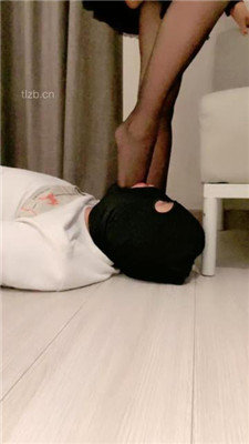 图片[8]_【赵奈奈】黑丝裸足恋足舔/抽耳光_绳艺库视频下载