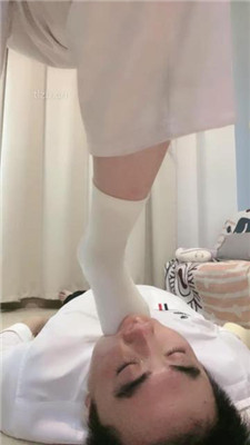 图片[7]_【时颜】坐脸窒息/舔超脏小白鞋/裸足白袜辱_绳艺库视频下载