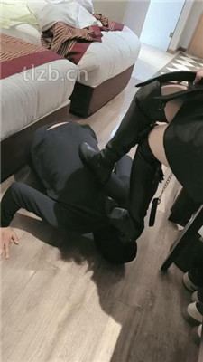 图片[8]_【心甜夫妻】跪镜子前羞辱/舔脏鞋/喝圣水/揪耳朵/转胯【完整版】_绳艺库视频下载