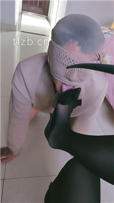 图片[6]_【诗恩大大】跪舔高跟黑丝美腿_绳艺库视频下载