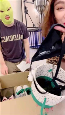 图片[3]_【梓夫人】长靴黑丝圈养绿帽狗囚禁虐_绳艺库视频下载