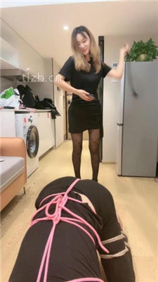 图片[3]_【林夕姐姐】把狗捆起来暴揍_绳艺库视频下载