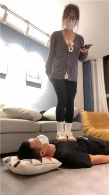 图片[2]_【小乔】JK萝莉主白袜裸足玩贱奴【下】_绳艺库视频下载