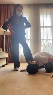 图片[4]_【筱月】加官窒息-高跟碾/运动鞋踩踏/深喉闻原味_绳艺库视频下载