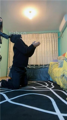 图片[9]_【柒柒学姐】狗链遛狗/长靴高跟黑丝踩踏_绳艺库视频下载