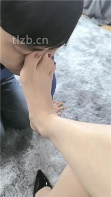 图片[8]_【稚主】喂拉丝口水圣水/舔高跟裸足_绳艺库视频下载