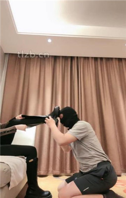 图片[10]_【不期而遇】恋臀爱好者-长筒靴艺术踢踩跺/磕头认错_绳艺库视频下载