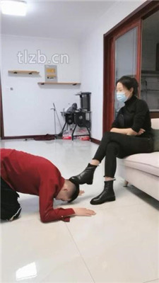 图片[8]_【凌儿女神】鞭打/舔脏鞋臭脚/玩户外舔脏鞋/关狗笼_绳艺库视频下载