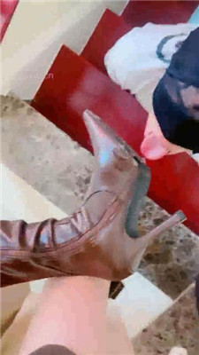 图片[7]_【高傲S】长靴闻舔/原味脚深喉_绳艺库视频下载