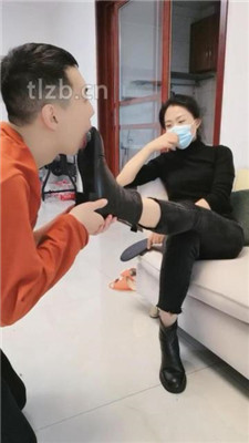 图片[8]_【凌儿女神】原味泡面/舔脏靴底/闻黑棉袜/提档_绳艺库视频下载