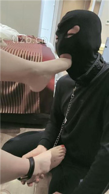 图片[19]_【心甜夫妻】跪镜子前羞辱/舔脏鞋/喝圣水/揪耳朵/转胯【完整版】_绳艺库视频下载