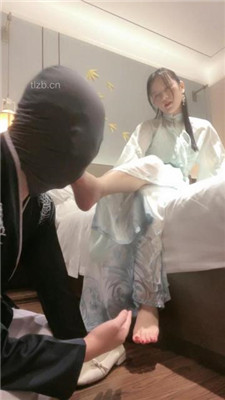 图片[14]_【漫漫】汉服女神-沉浸式踩踏辱_绳艺库视频下载