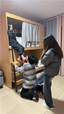 图片[17]_【尤物大大】女生宿舍偷原味被逮住_绳艺库视频下载