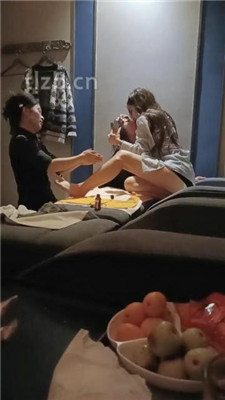 图片[2]_【言初】沐足店公开处刑母畜_绳艺库视频下载