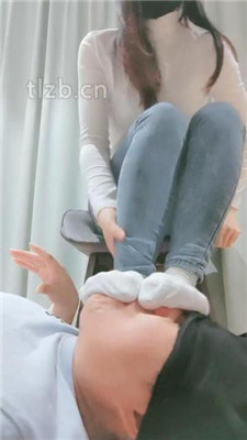 图片[17]_【妮蔻】长靴S胯下辱/掐肉/吃白袜/臭脚捂脸_绳艺库视频下载