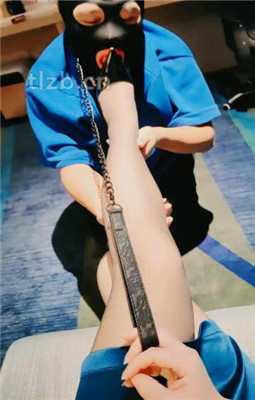 图片[7]_【映雪夫妻】情侣主-鞭打/虐乳/人体座椅/舔丝袜高跟/踩踏_绳艺库视频下载