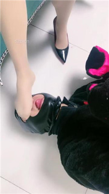 图片[14]_【蜜糖情侣】狗笼圈养绿帽狗/跪舔原味肉丝jio_绳艺库视频下载