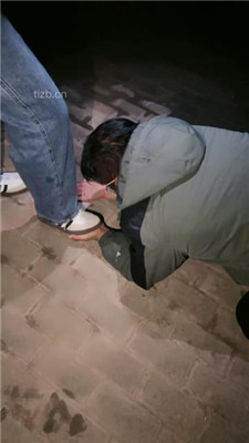 【小雅老师】户外tj老狗-圣水口水喂食场-脏！_绳艺库视频下载