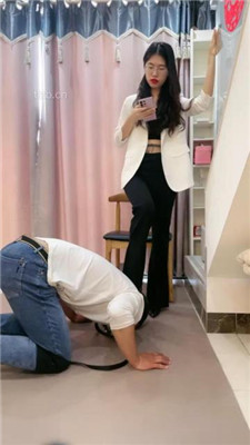 【嘉妮S】白领下班高跟虐家奴-滴蜡_绳艺库视频下载