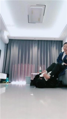 图片[3]_【伊柔】运动后臭鞋白袜气味控制_绳艺库视频下载