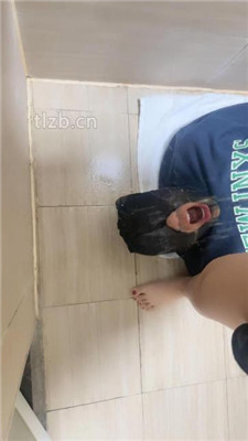 图片[15]_【叶娘】黑丝脚深喉/跪舔脏鞋底/耳光_绳艺库视频下载