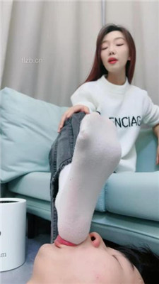 图片[19]_【术术】腿绞窒息/踩踏/原味白袜辱/踢踹/裸足踩狗脸_绳艺库视频下载