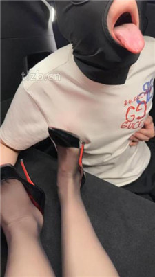 图片[3]_【禾未】车内调-高跟虐乳/舔高跟黑丝美腿/插嘴_绳艺库视频下载