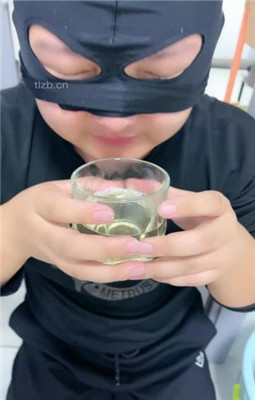 图片[12]_【樱子大人】人体擦鞋器/脚底喂食/皮鞋白袜/喝圣水【完整版】_绳艺库视频下载