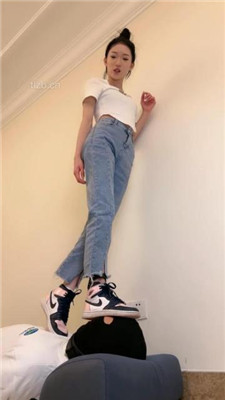 图片[3]_【文文sama】AJ全体重踩脸/内裤套头_绳艺库视频下载