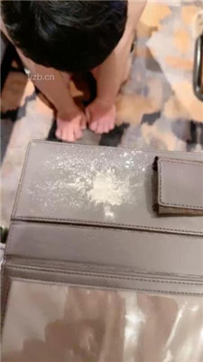 图片[2]_【沅芷大人】揪耳朵-强制舔裸足/吃脚皮_绳艺库视频下载