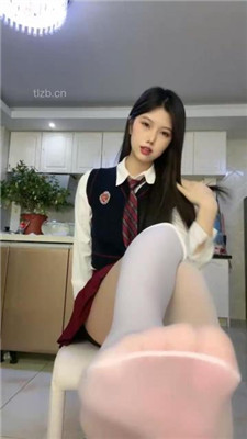 图片[6]_【佳奈】JK学生主-皮鞋白丝踩脚垫_绳艺库视频下载