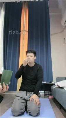 图片[15]_【不期而遇】牛仔裤臀下羞辱-圣水-闻超臭白袜-踩踏_绳艺库视频下载