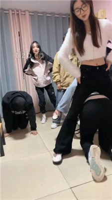 图片[4]_【尤物大大】女生寝室4主VS双奴带新人学妹入圈调_绳艺库视频下载