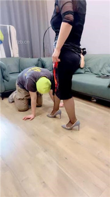 【梓夫人】群调绿帽奴-3S轮流虐_绳艺库视频下载