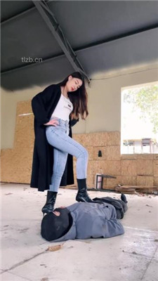 图片[12]_【宸宸】三S废弃厂房-艺术踢踹/踩踏【双视角版】_绳艺库视频下载