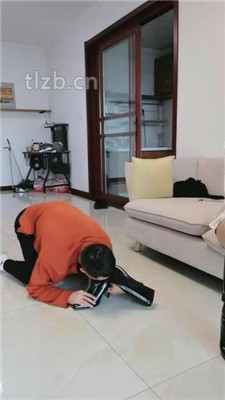 图片[9]_【凌儿女神】狗笼圈养的快乐时光-跪舔原味长靴_绳艺库视频下载