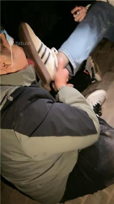 图片[7]_【小雅老师】户外tj老狗-圣水口水喂食场-脏！_绳艺库视频下载