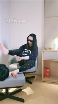 图片[6]_【羽神】跪舔超臭长靴白棉袜/吃脚皮臭脚踩脸_绳艺库视频下载