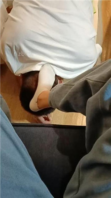 图片[2]_【颜可大大】运动后原味白袜恋足调/圣水泡面_绳艺库视频下载