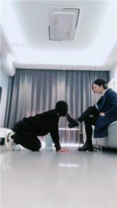 【伊柔】运动后臭鞋白袜气味控制_绳艺库视频下载