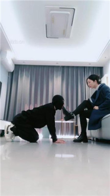 【伊柔】运动后臭鞋白袜气味控制_绳艺库视频下载