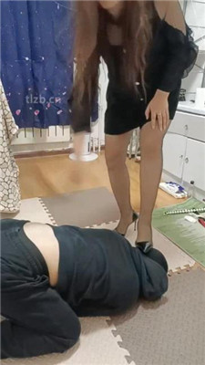 图片[6]_【平凡】训练狗舌-舔高跟黑丝内裤_绳艺库视频下载