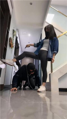 【辣姐】夜跑后刑虐老畜生出气_绳艺库视频下载