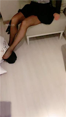 图片[6]_【赵奈奈】黑丝裸足恋足舔/抽耳光_绳艺库视频下载