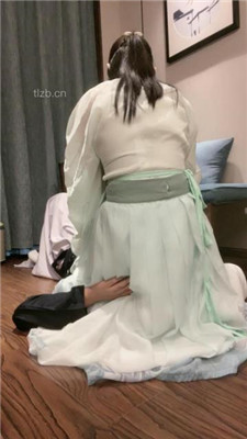 图片[11]_【漫漫】汉服女神-沉浸式踩踏辱_绳艺库视频下载
