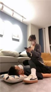 【小乔】JK萝莉主白袜裸足玩贱奴【下】_绳艺库视频下载