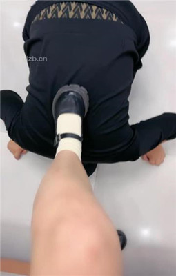 图片[5]_【樱子大人】人体擦鞋器/脚底喂食/皮鞋白袜/喝圣水【完整版】_绳艺库视频下载